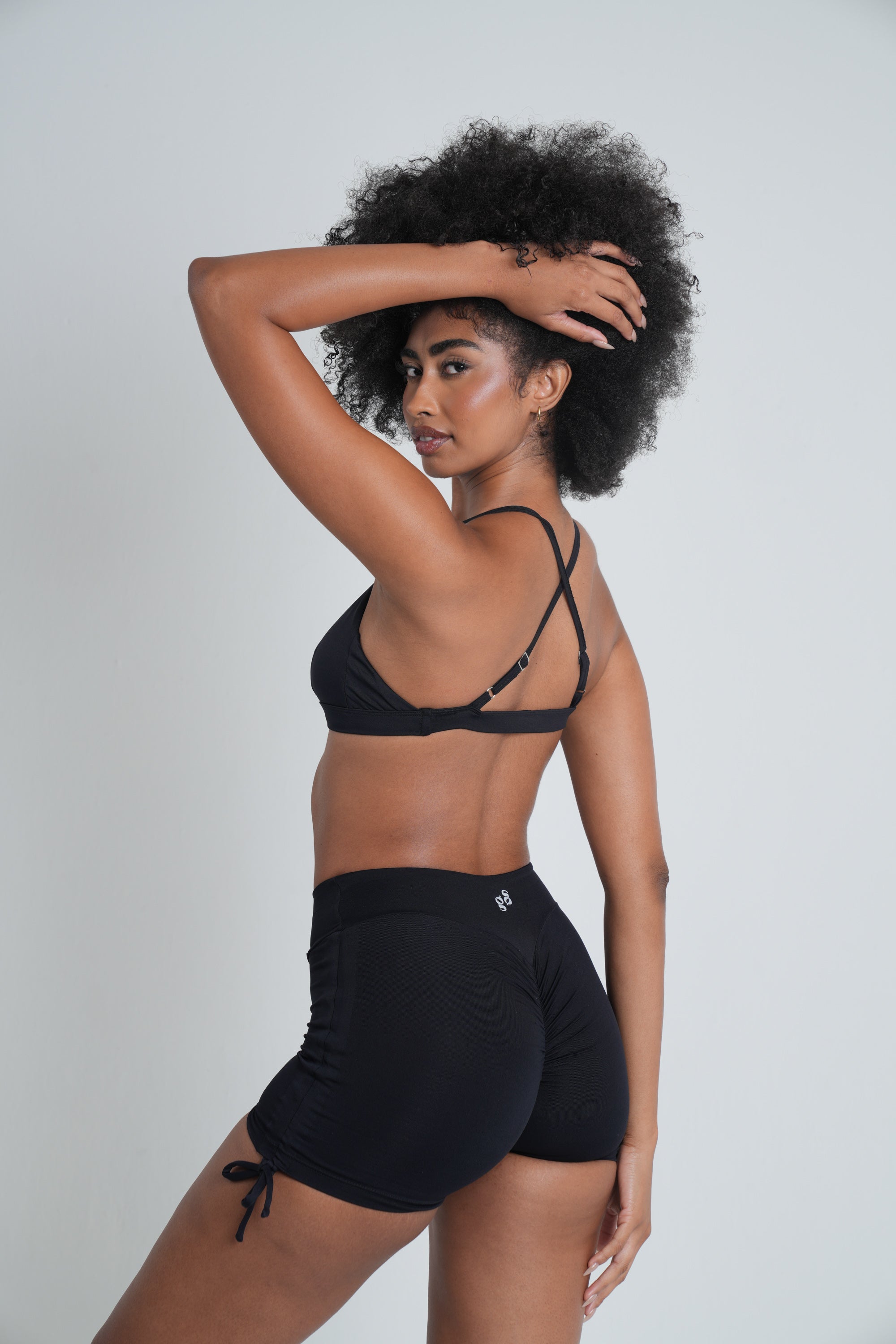 Brisa Scrunch Shorts Black