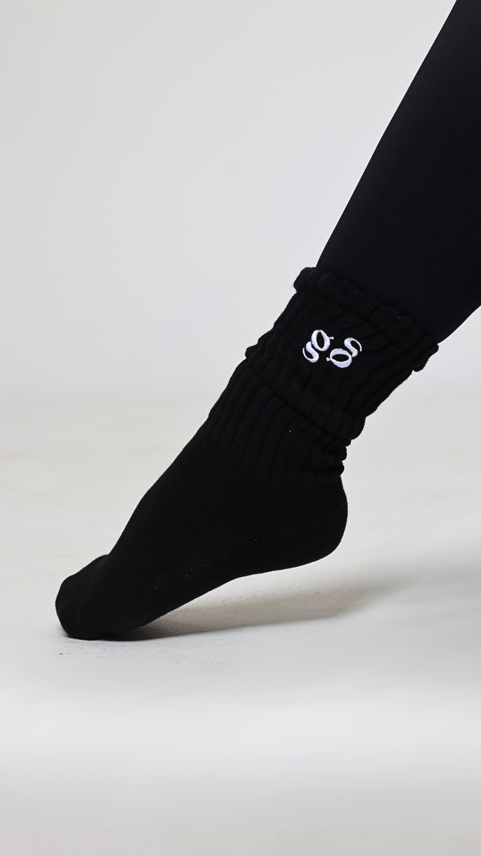 Gata Black Socks