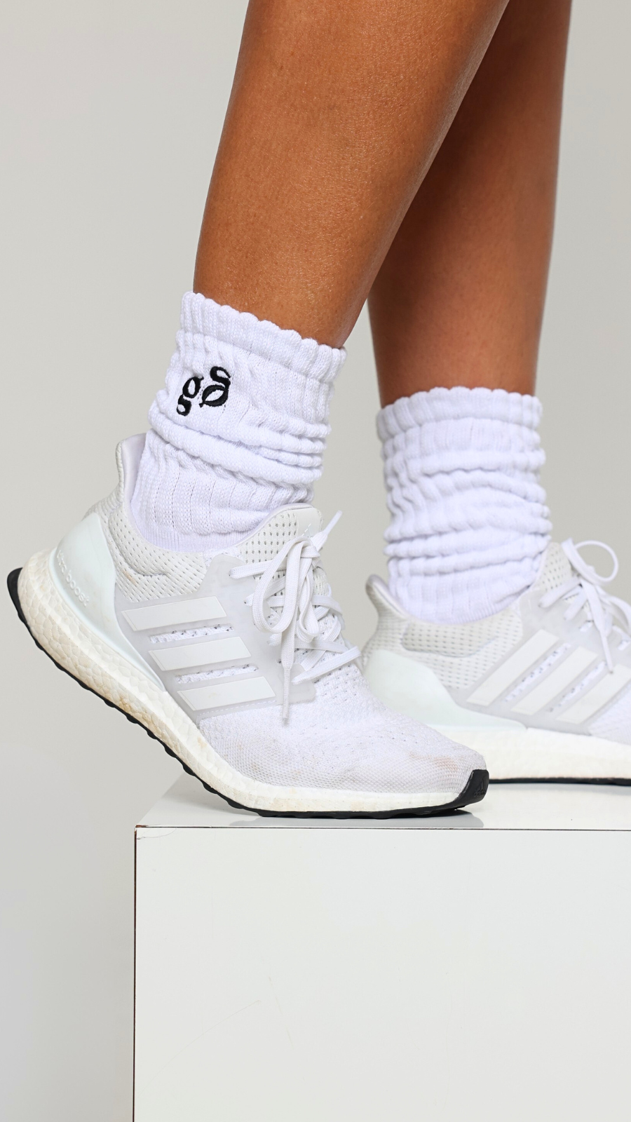 Gata White Cotton Socks