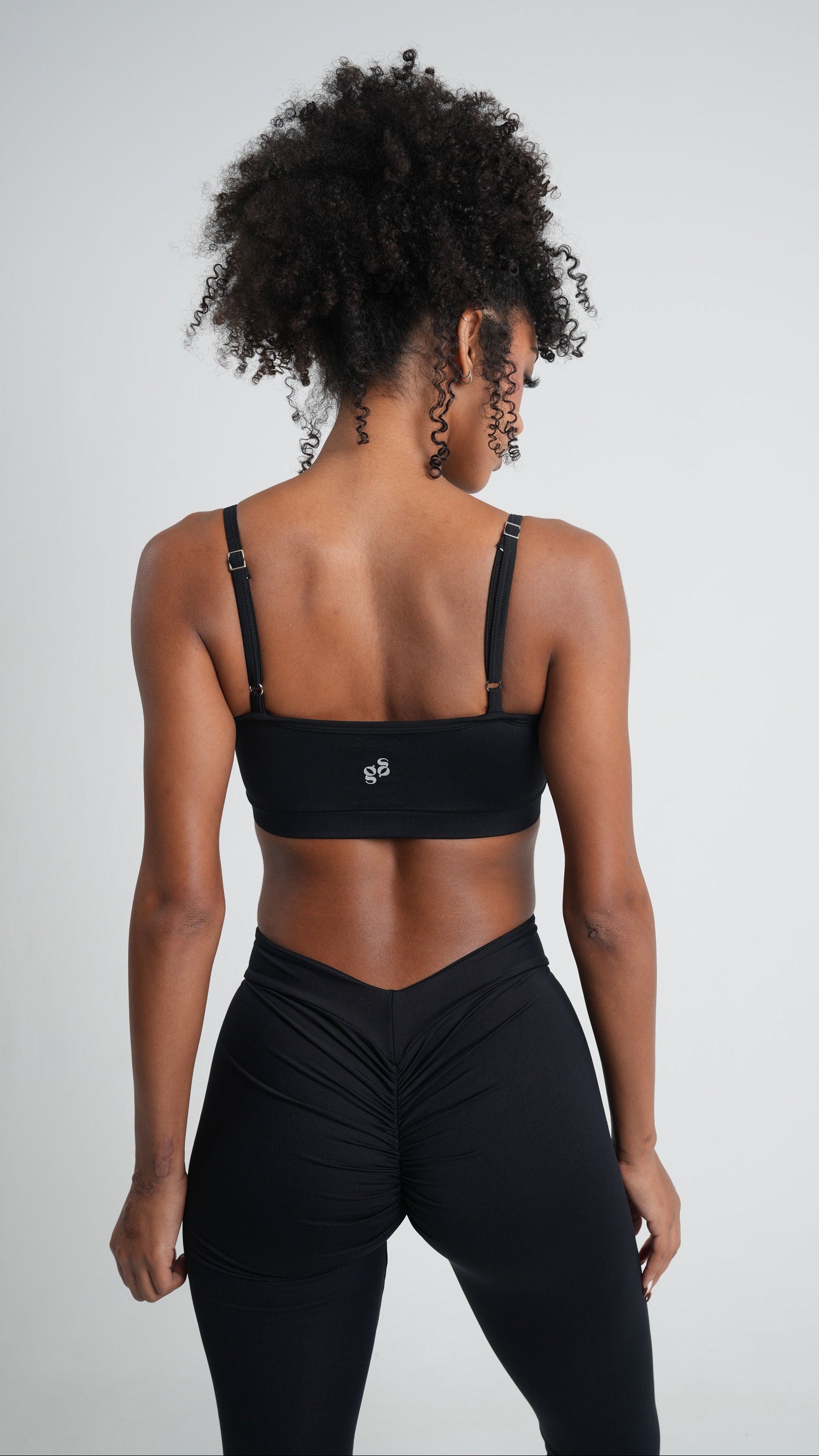 BRISA Mid Waist “V” Scrunch Butt Leggings Black