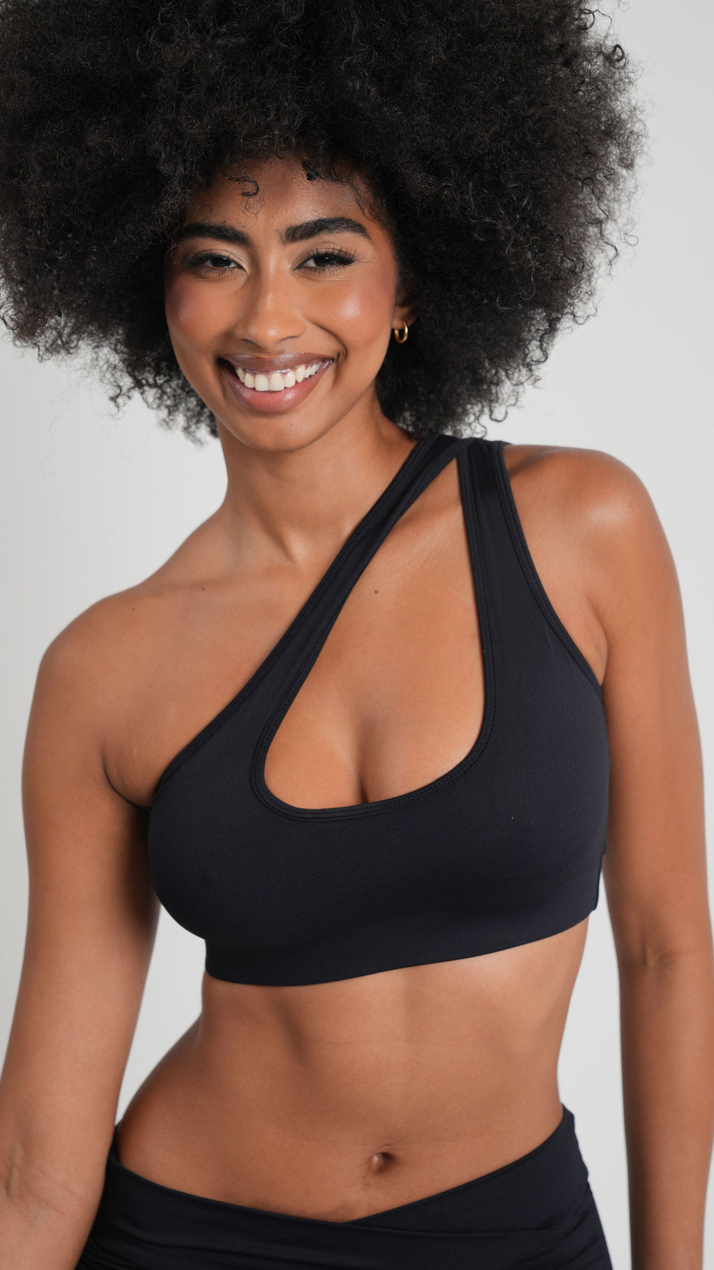 BRISA One-Shoulder Sports Bra Black