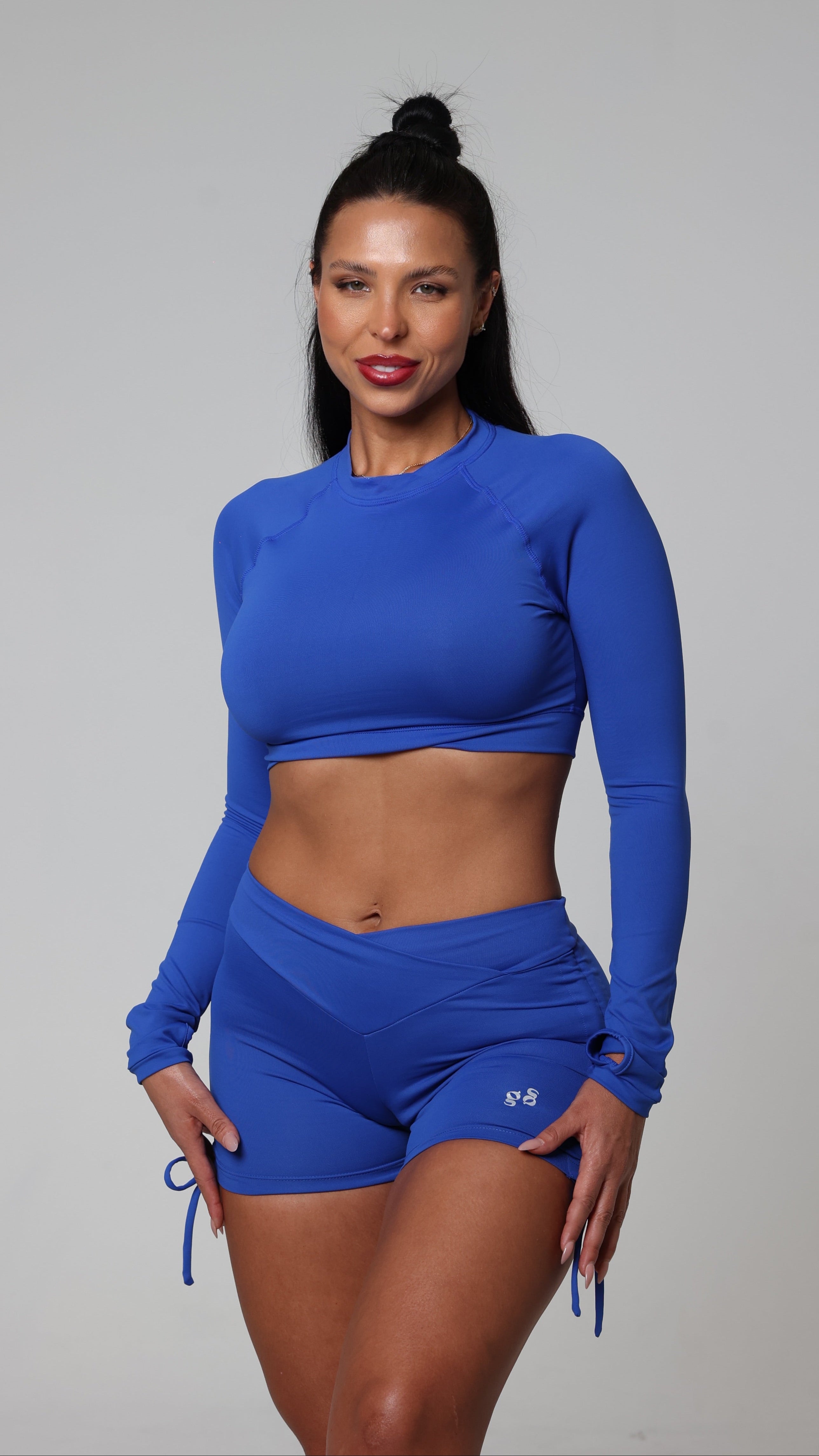 BRISA Scrunch "V" Shorts Ocean Blue