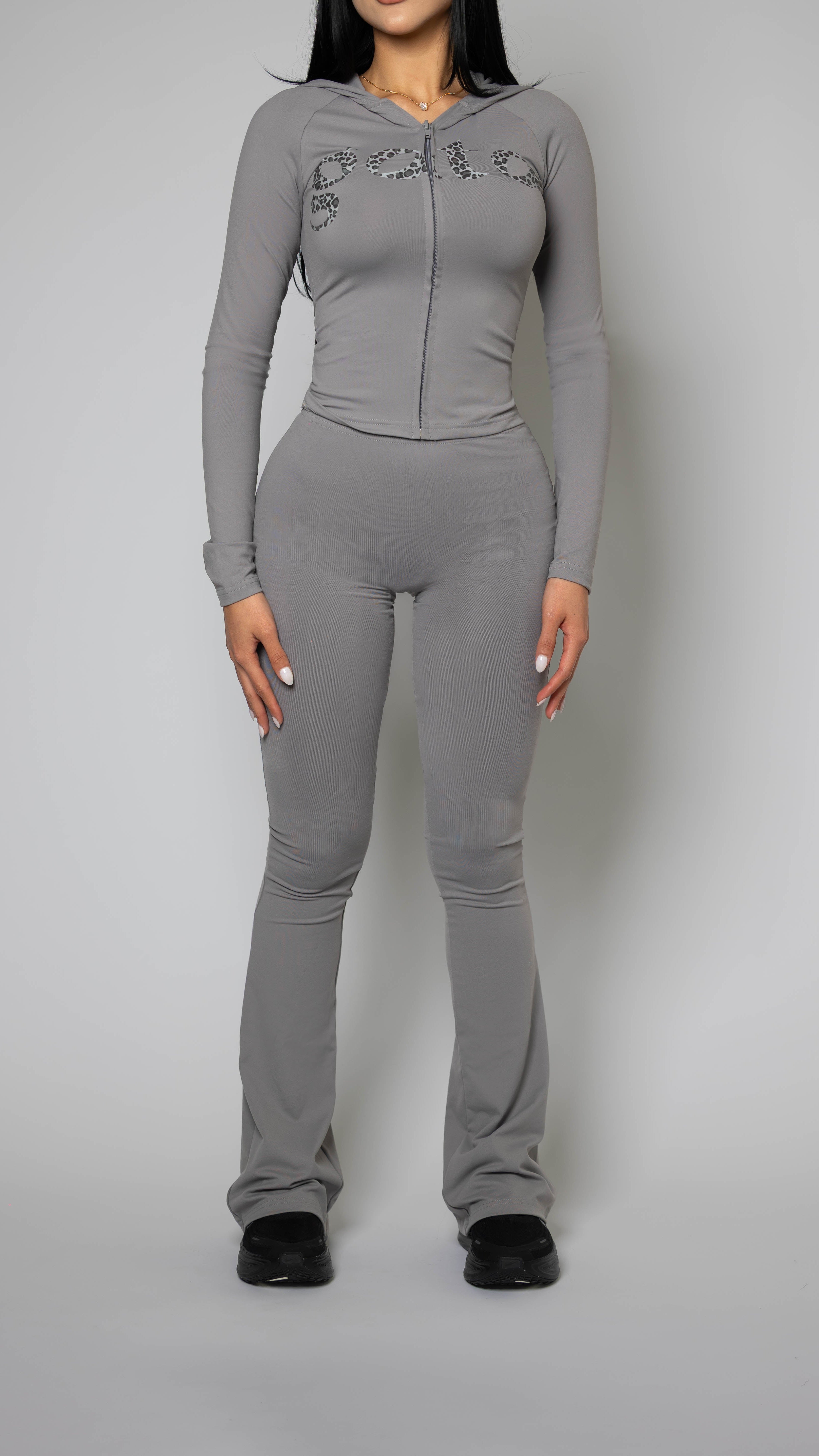 Tops – GATA ACTIVE